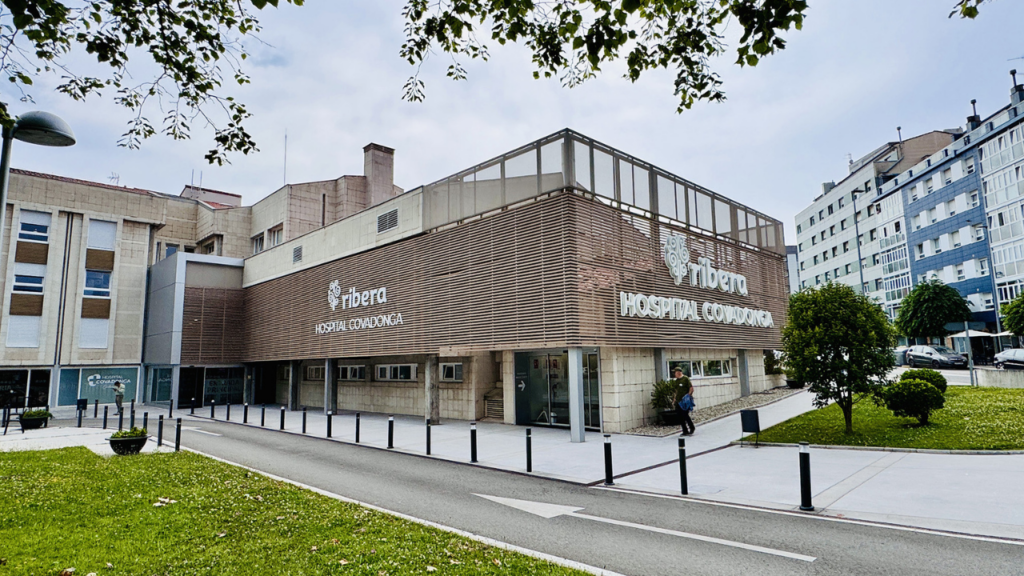 Fachada del Hospital Covadonga Gijón seguro Sanitas